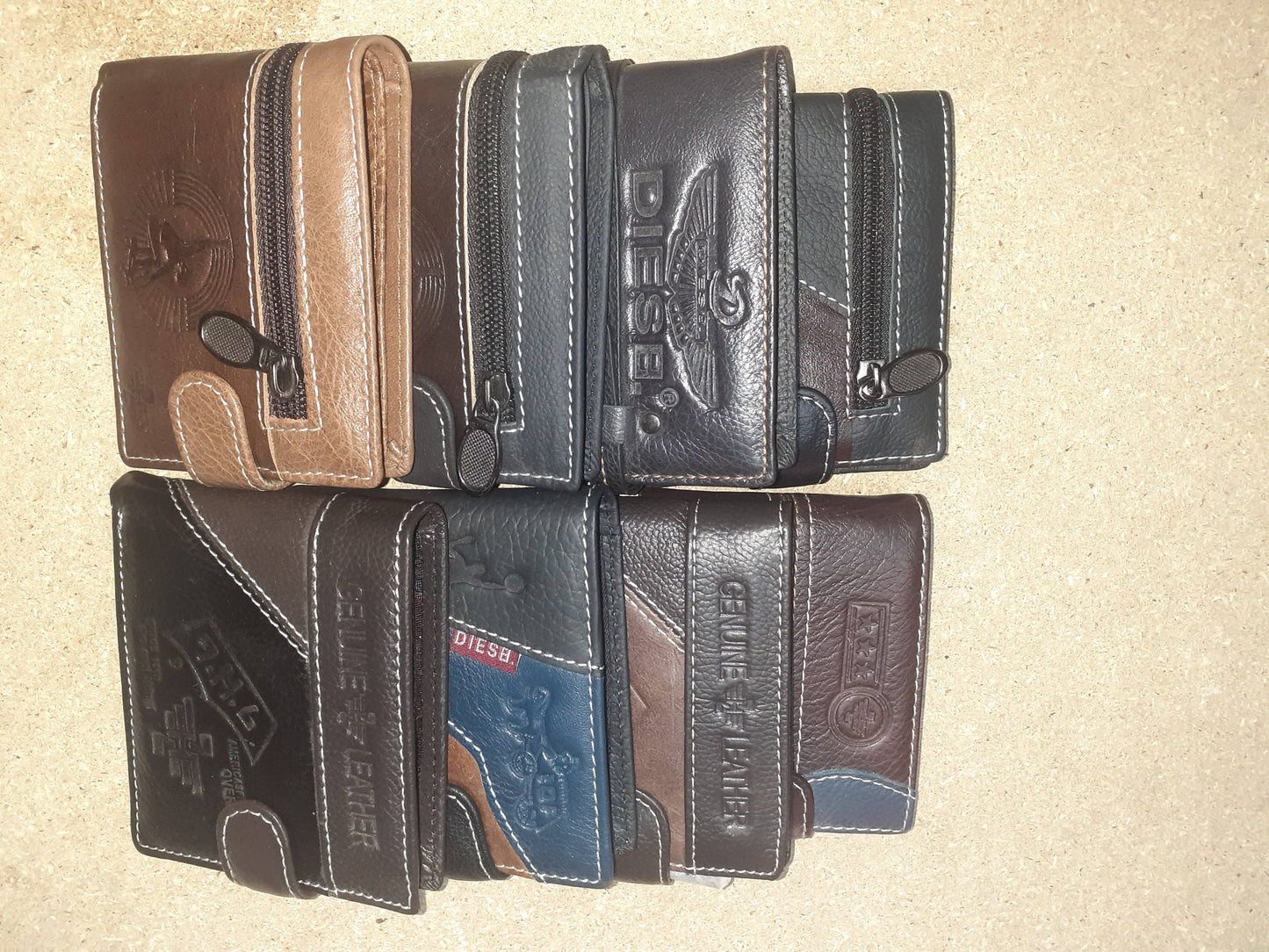 Cartera de bolsillo con boton