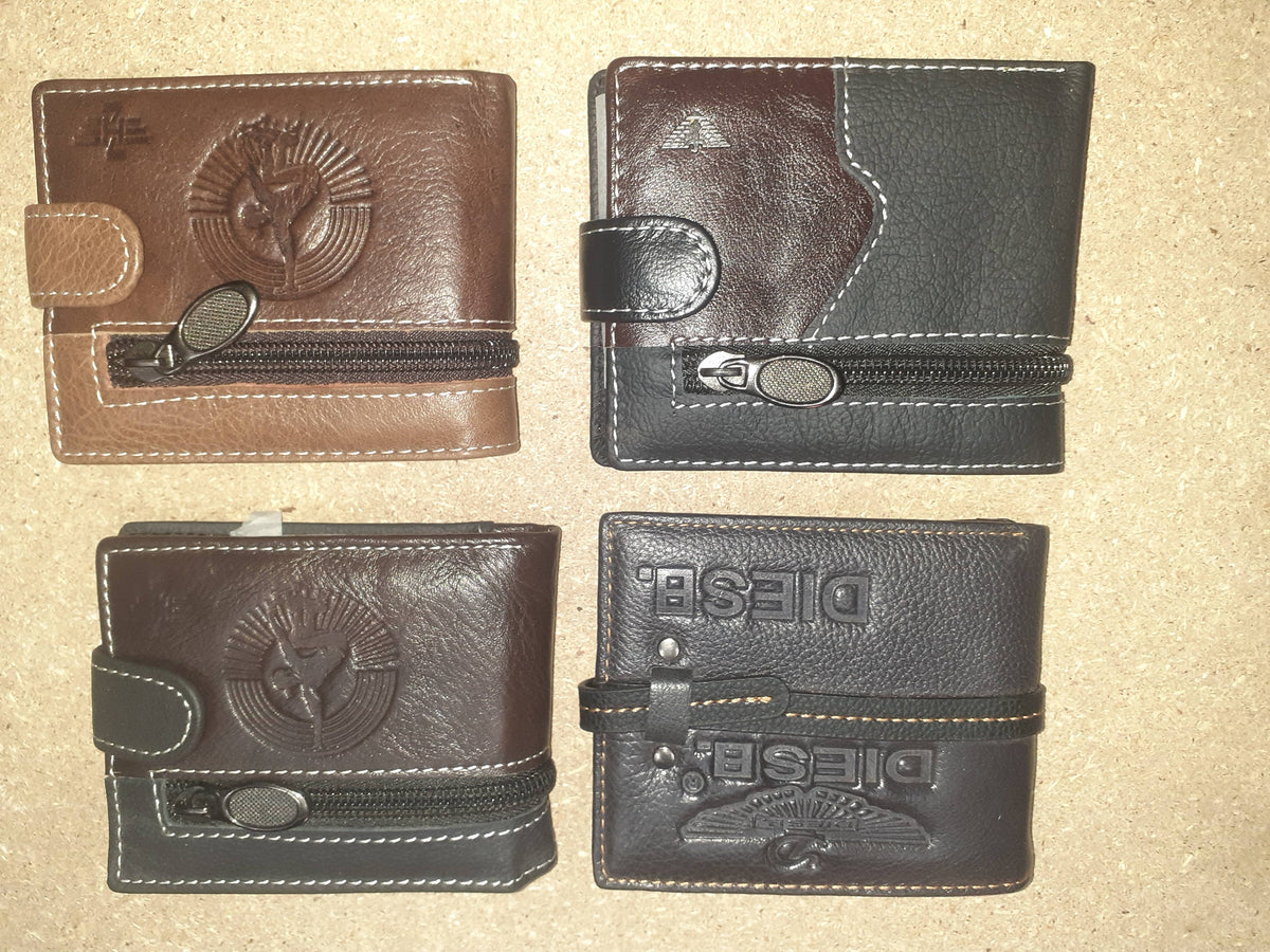 Cartera de bolsillo con boton