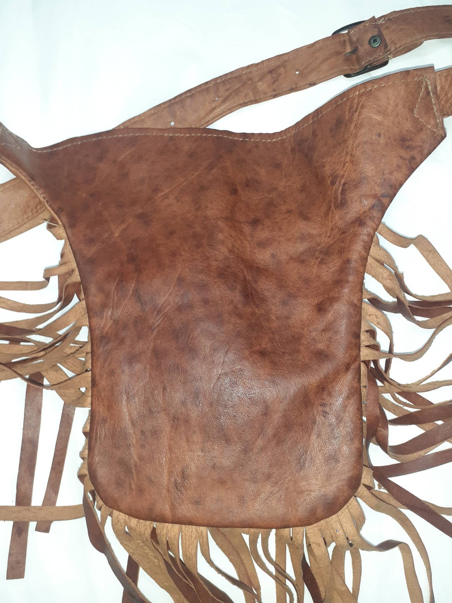 Riñonera de flecos plana